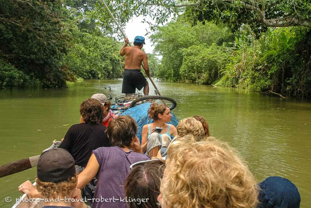 Travelling from Panama to Colombia by boat