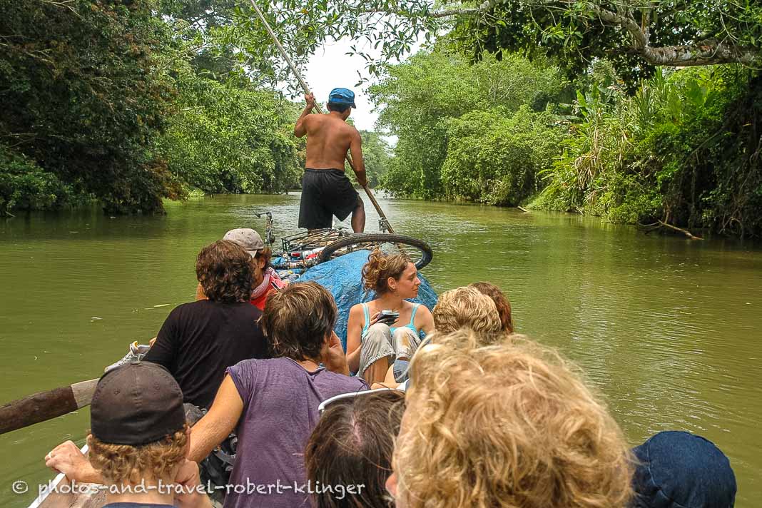 Travelling from Panama to Colombia by boat